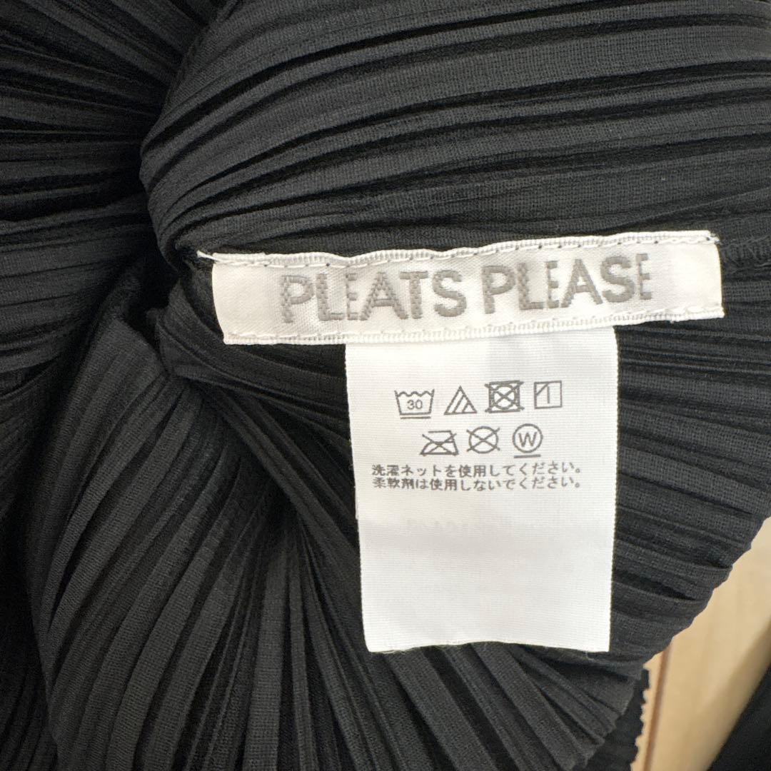 プリーツプリーズ　イッセイミヤケ ベーシック　BASICS 長袖トップス