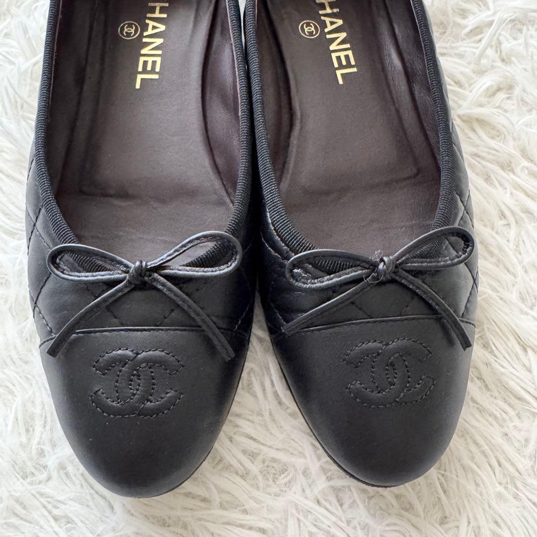 美品【シャネル】パンプス　ココマーク　キルティング リボン　黒　レザー　39
