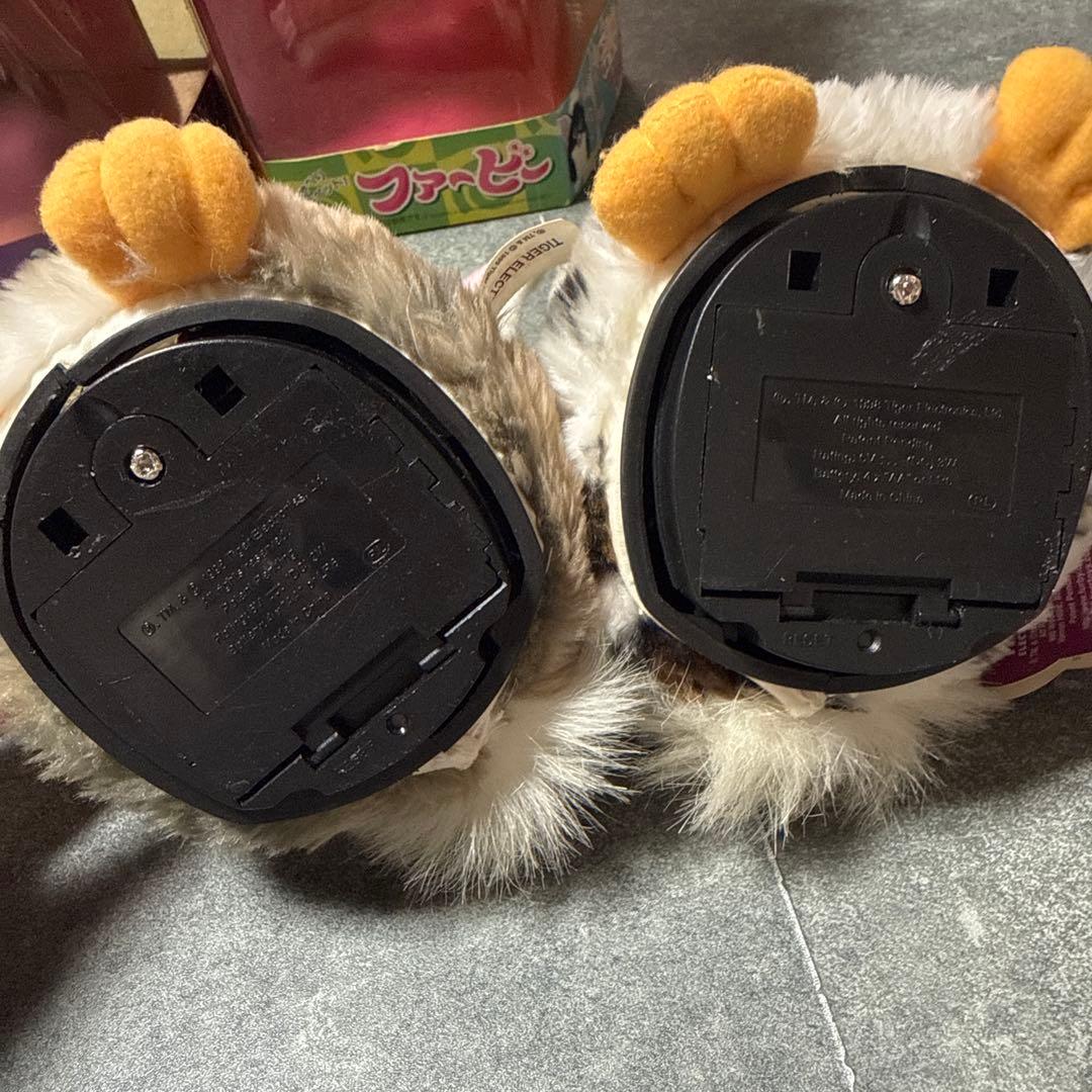 TOMY Furby ファービー ぬいぐるみ