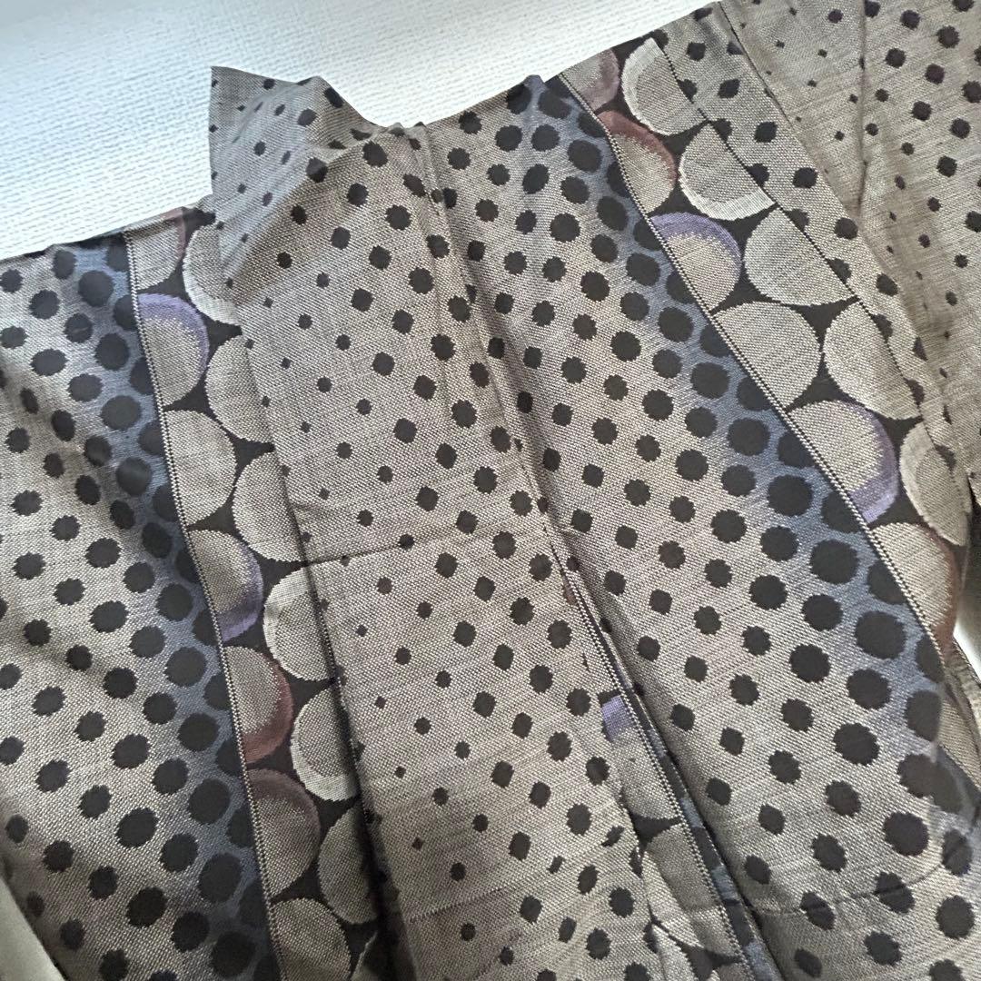 【 値下げ 】 未使用品　オシャレな水玉柄　本場泥大島紬　着物スキ倶楽部４７４