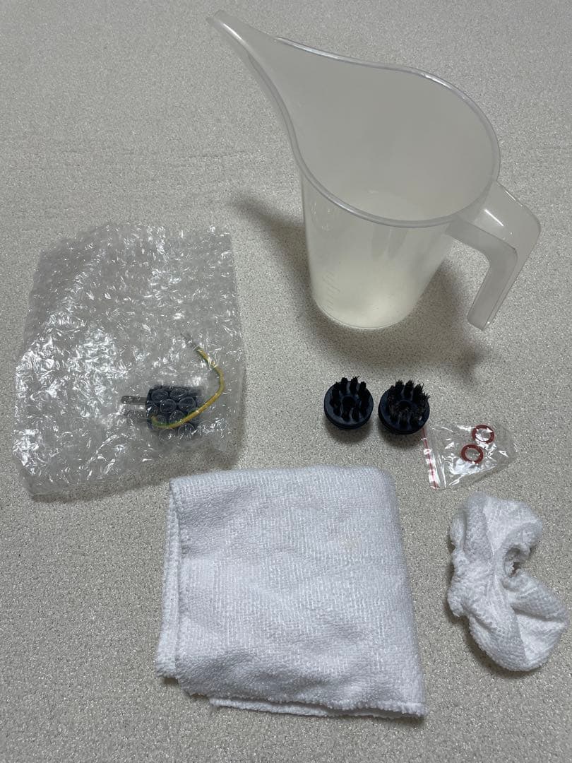 24時間以内発送　Moongiantgo スチームクリーナー 赤