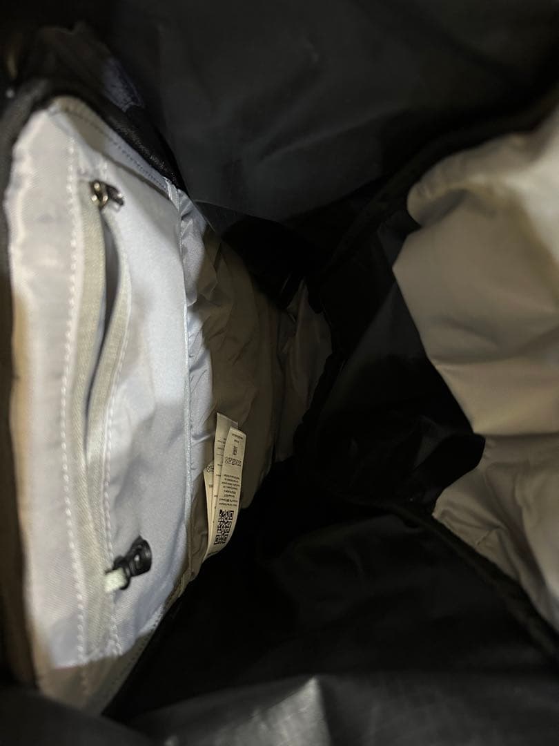 FJALLRAVEN ABISKO 25 ブラックバックパック