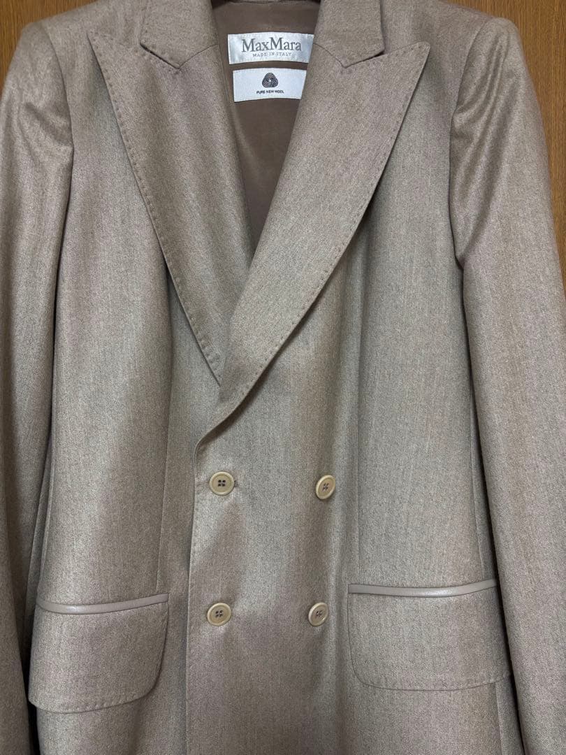 ［試着程度］マックスマーラ 白タグ　バージンウール　ジャケット　サイズ40