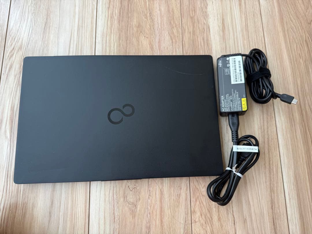 2021年9月モデル 超軽量 LIFEBOOK U9311/F Core i5