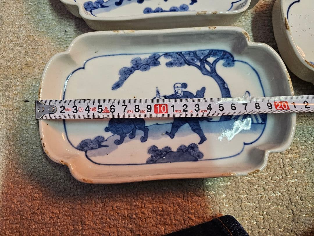 明治 古伊万里？ 京焼？ 古染付け写し 懐石用 虎に人 5客セット＋4客合計9客