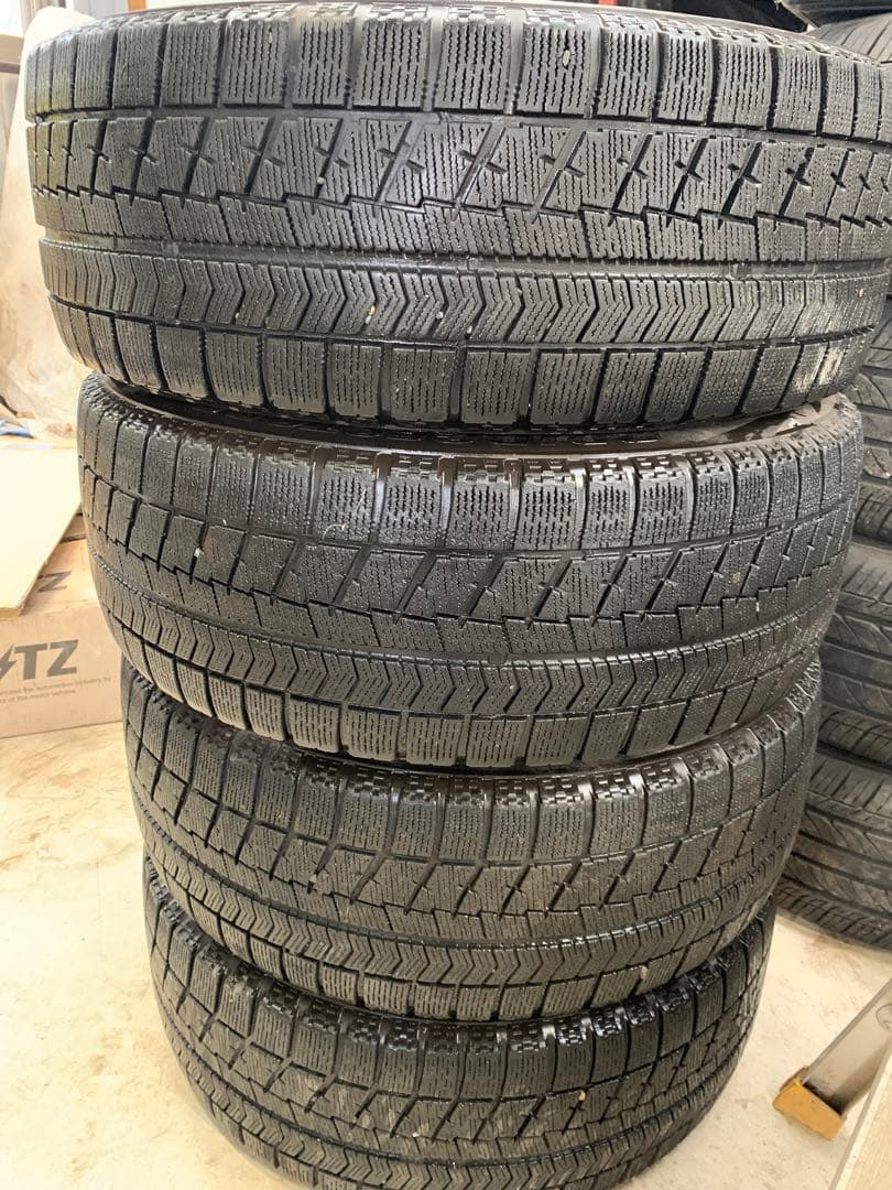 ブリザックスタッドレスタイヤホイール4本セット