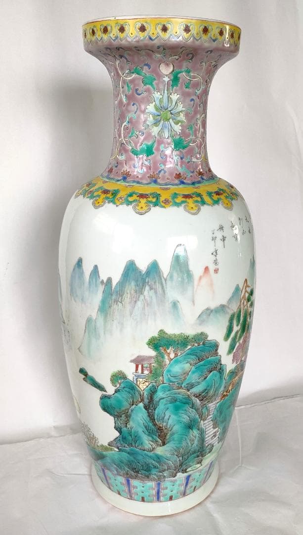 置物 色絵 大清乾隆年製 Ad-240