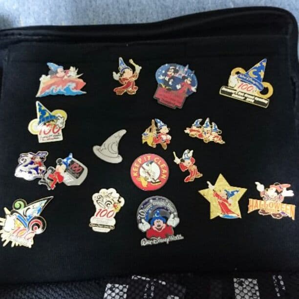 ディズニー　ソーサラーミッキーピンバッジセット レア含む