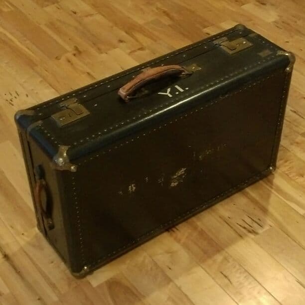 革製 スーツケース